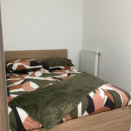 Kezy Appartement 4 Personne Bebe Reims Buitenkant foto